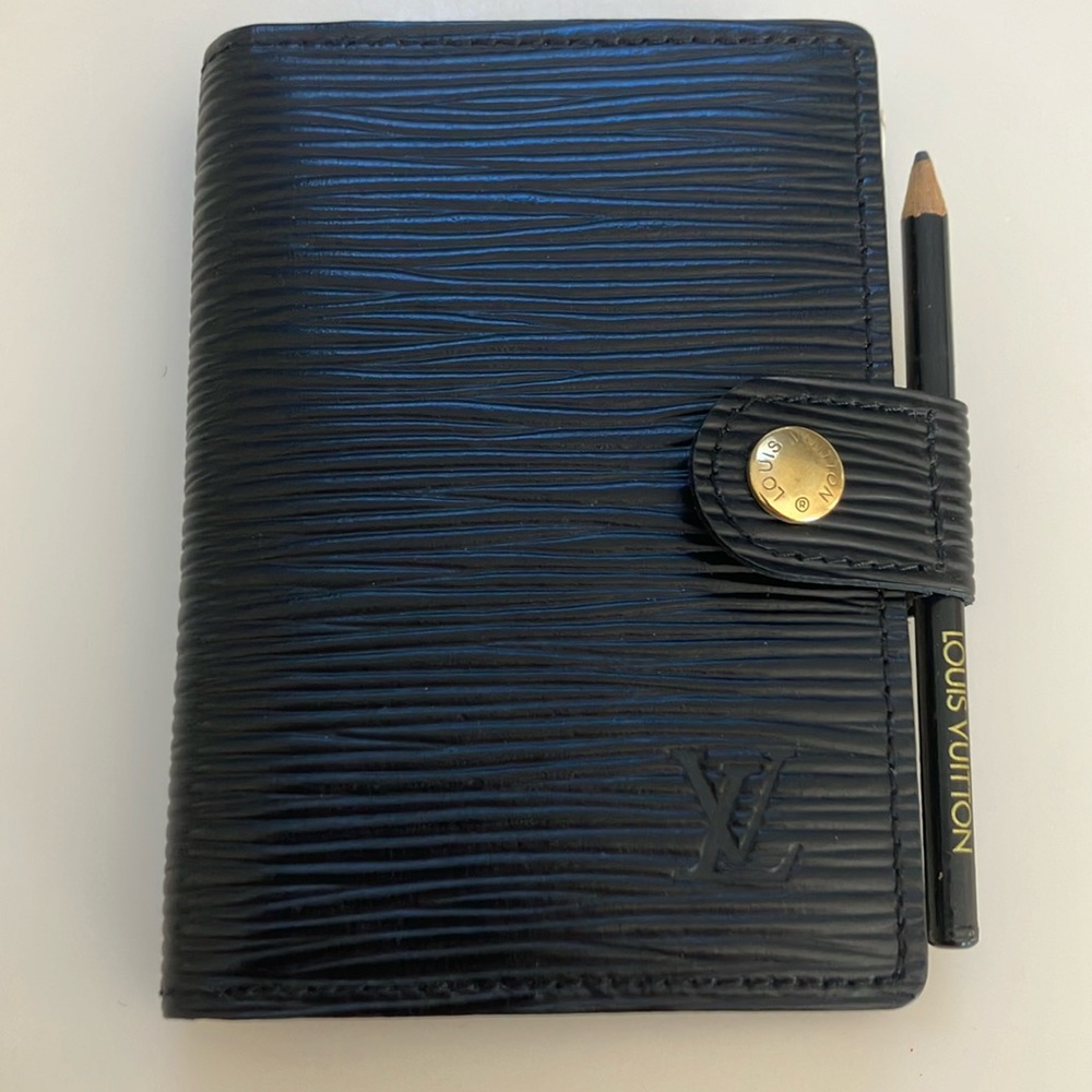 LOUIS VUITTON AGENDA/ CARDHOLDER
